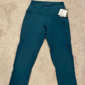 NWT: Senita shakti leggings